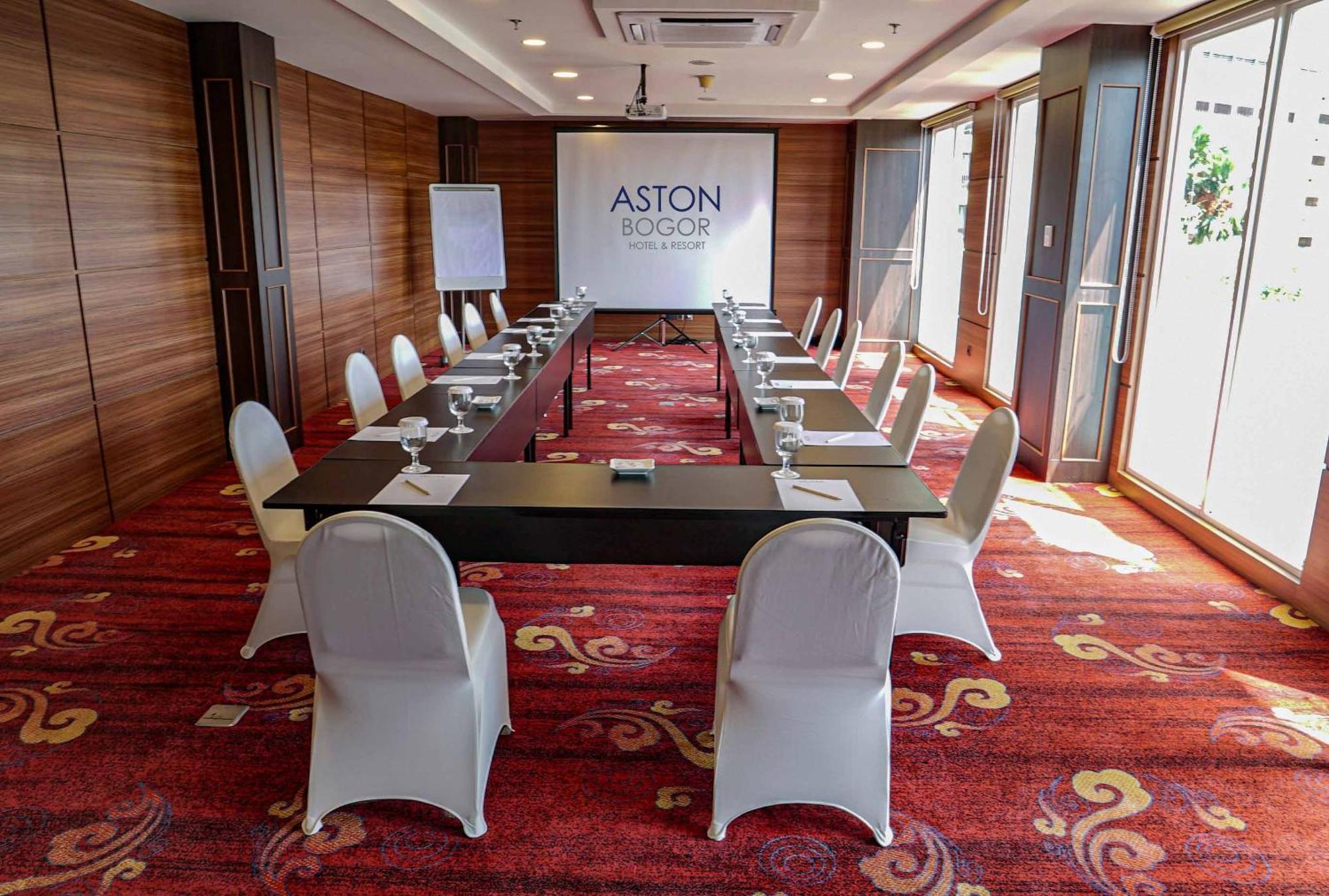 Aston Bogor Hotel And Resort Exterior foto