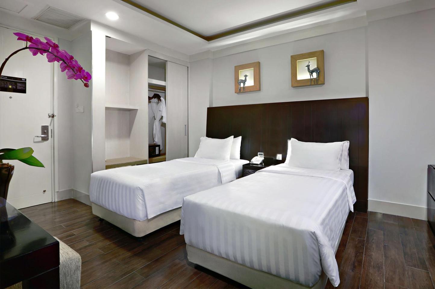 Aston Bogor Hotel And Resort Exterior foto