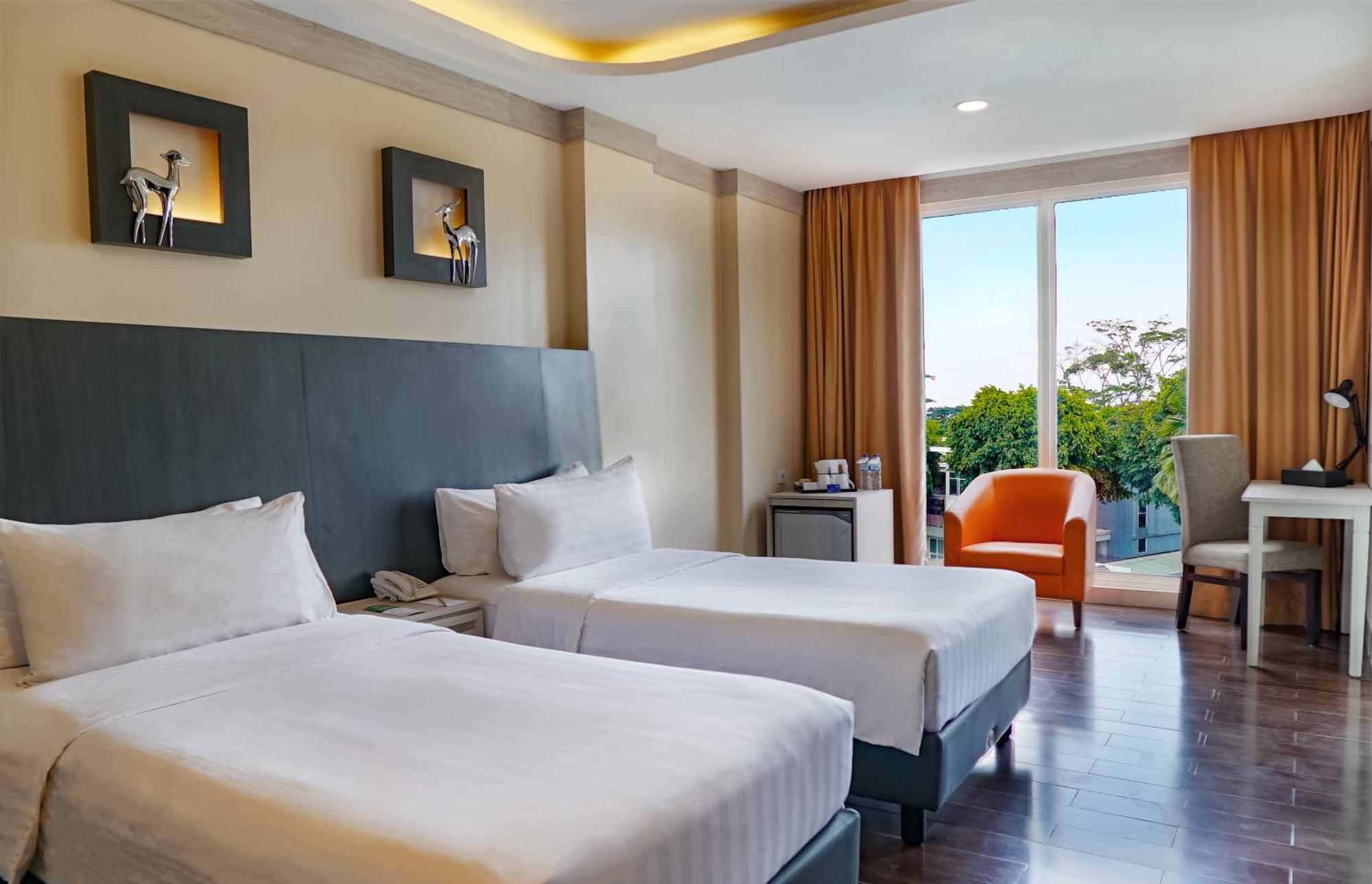 Aston Bogor Hotel And Resort Exterior foto